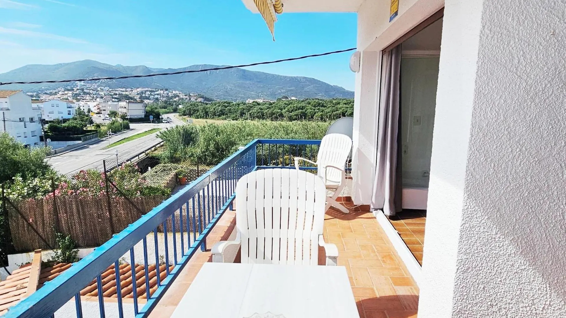 7821 Apartment In Llança İspanya