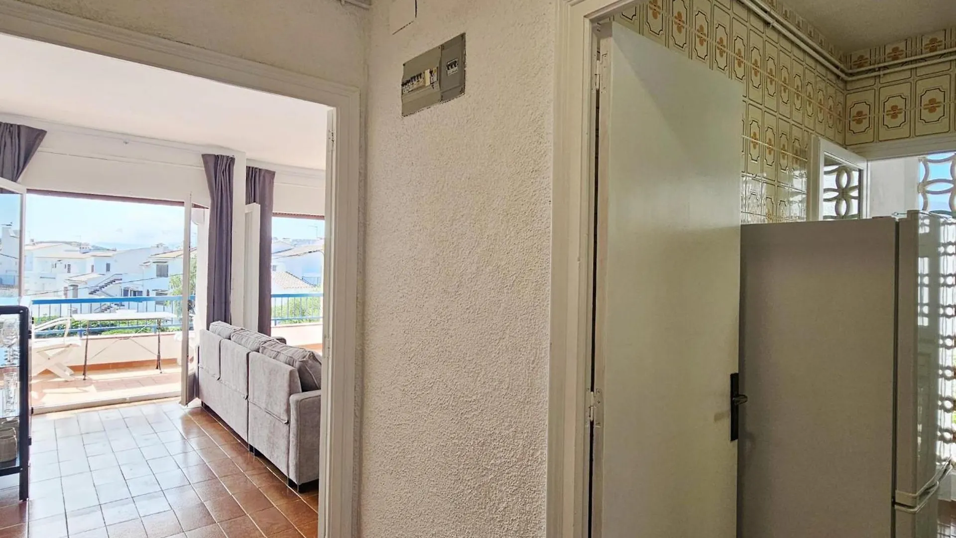 7821 Apartment In Llança